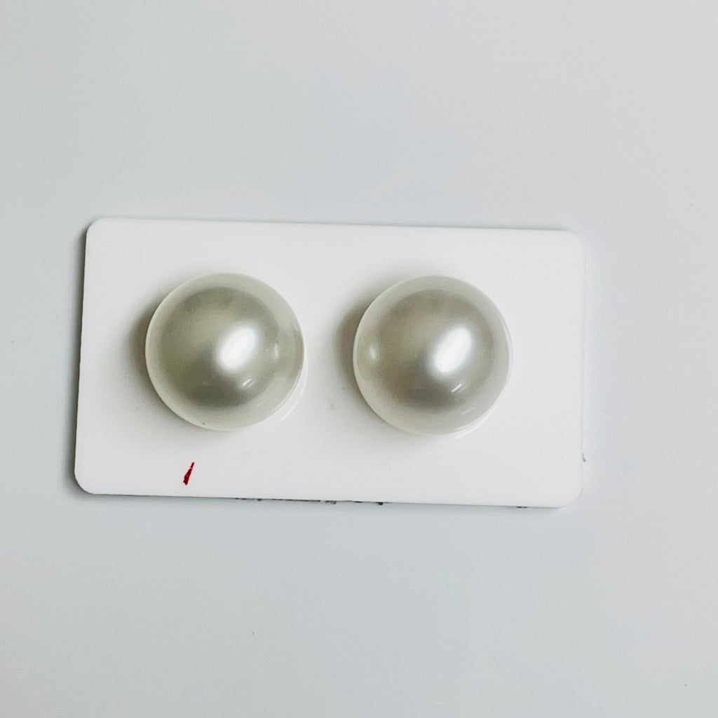 Magical 14.00 MM Snow White South Sea Pearl