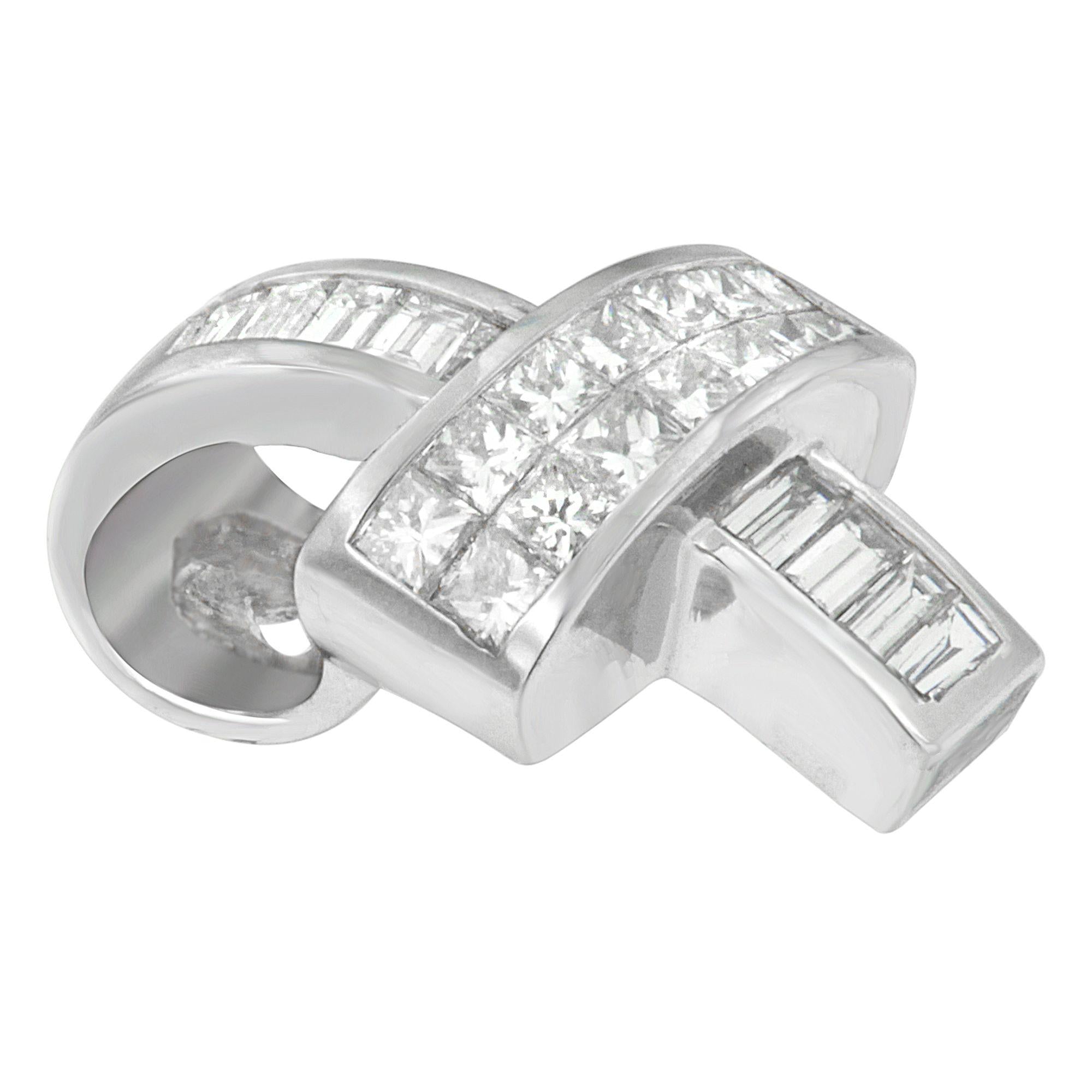 14K White Gold 2 cttw Princess and Baguette Cut Diamond Ribbon Pendant Necklace (H-I, SI-SI2)-3