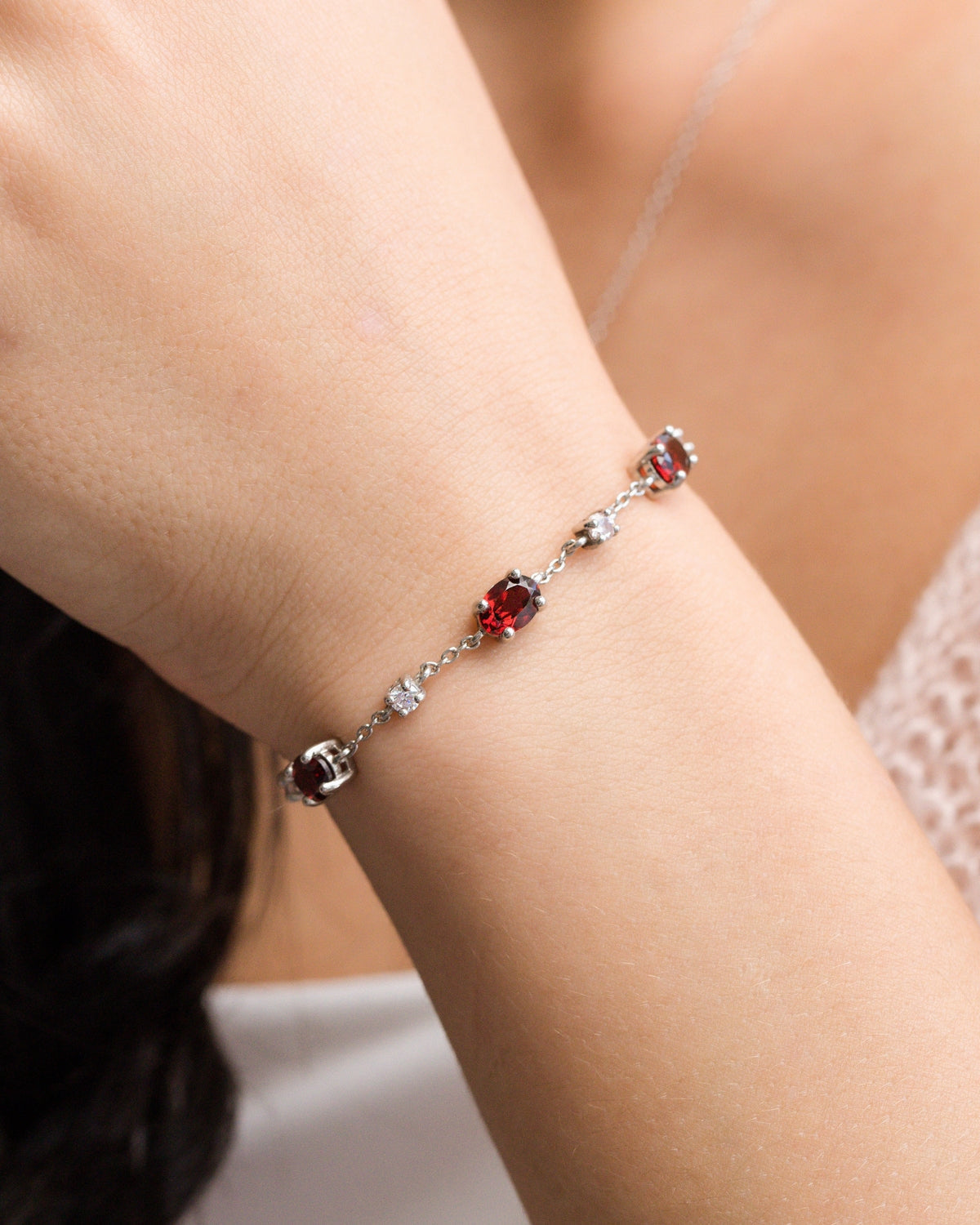 Essential Garnet Jewellery Set in Sterling Silver
