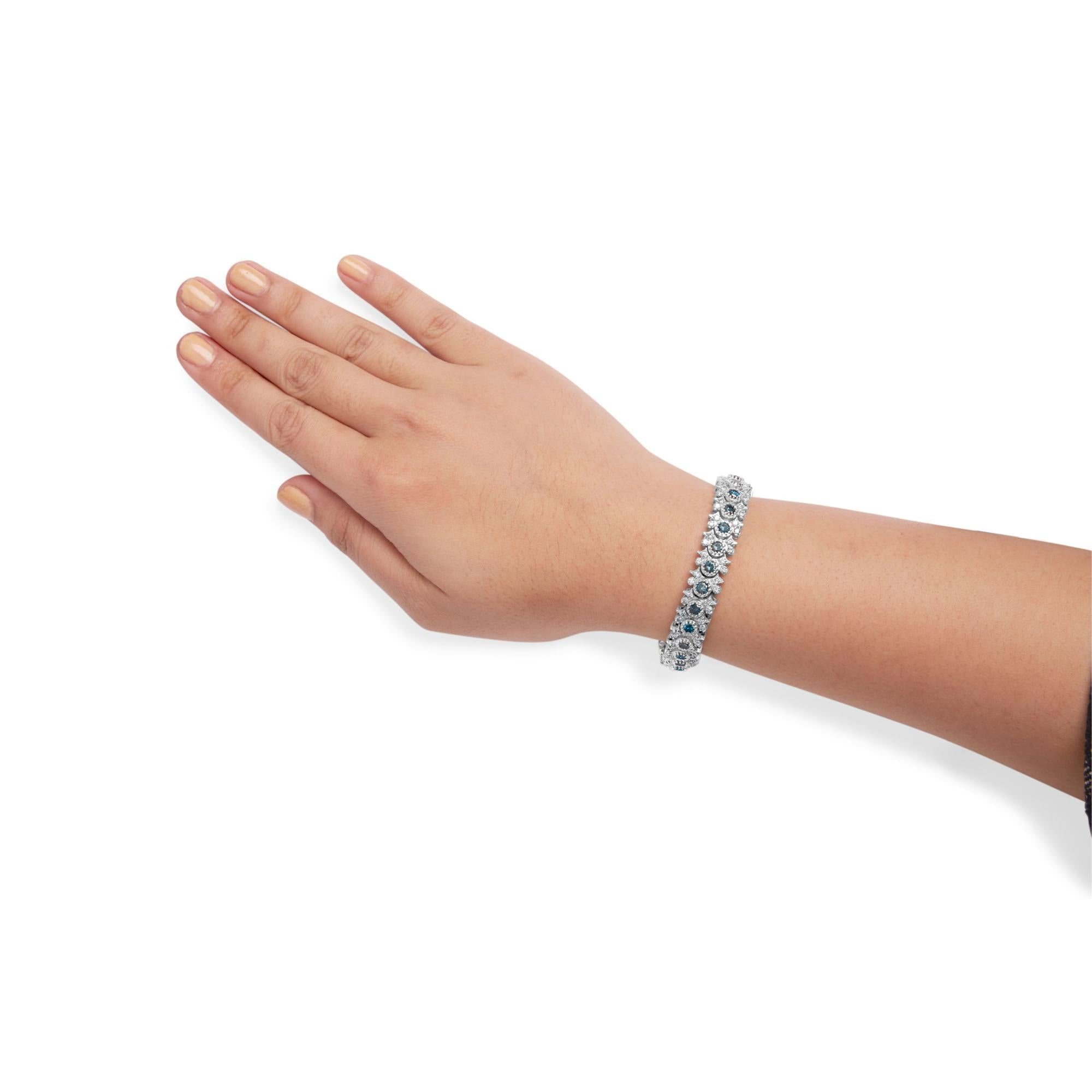 14K White Gold 10.0 Cttw Blue and White Diamond Vintage-Inspired Floral Cluster Link 7" Bracelet (H-I Color, SI2-I1-4