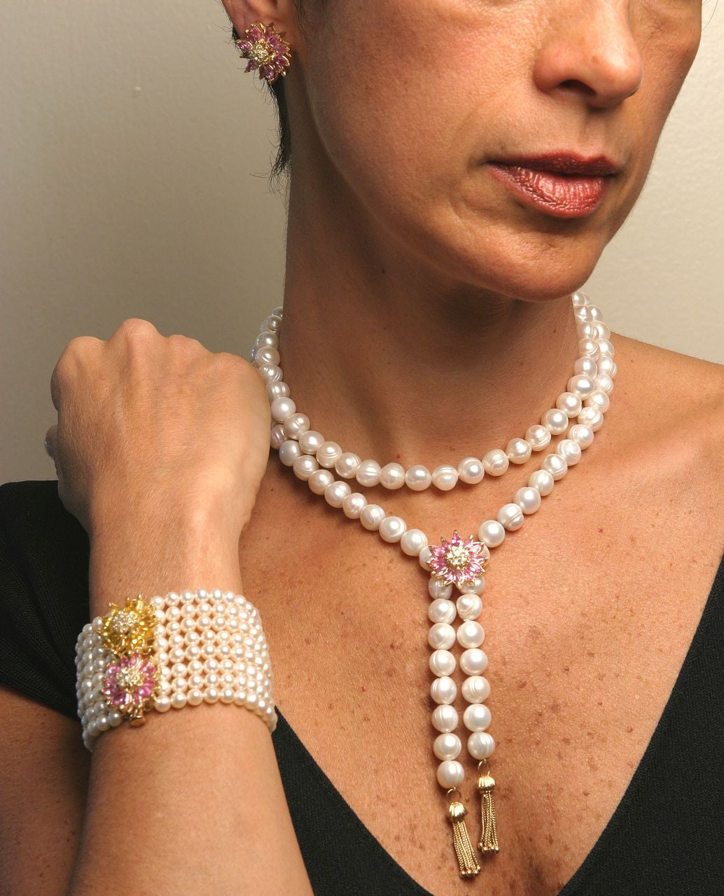 Sapphire Daisy Earrings: Pink, Yellow, Orange or White Sapphires in 18K Gold. Blue Sapphires Priced Separately.