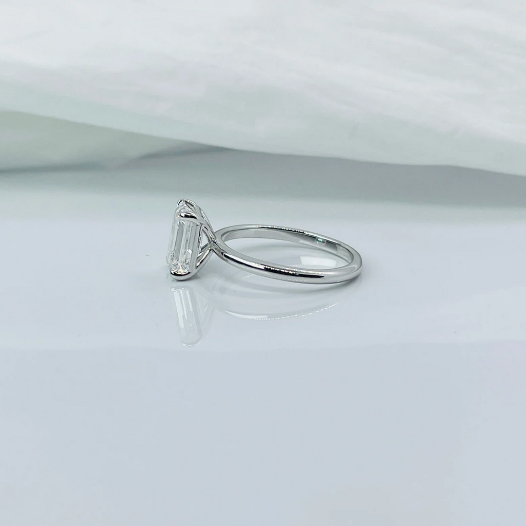 Emerald Cut Diamond Solitaire 14K Solid Gold Engagement Ring IGI Certified