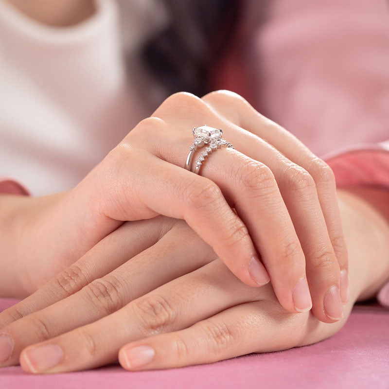 2 Carat Emerald Cut Moissanite Diamond  Ring Set ( 2 pcs) 925 Sterling Silver MFR8368