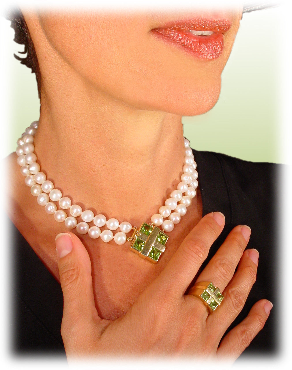 Gift Ring-18K Gold and Peridot