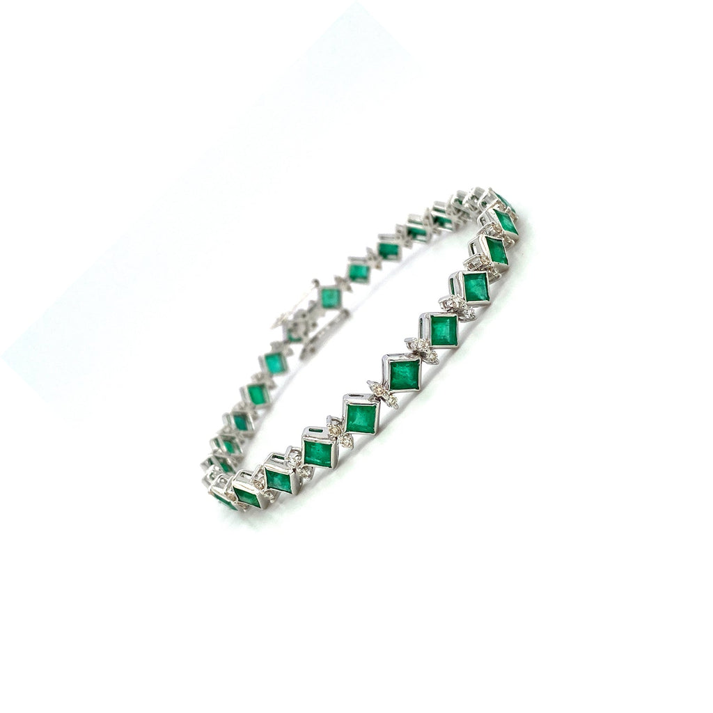 Emerald and Diamond Bracelet in 18K White Gold - KGD 41157