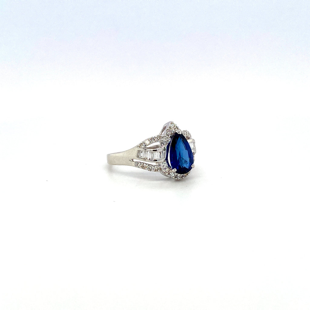 Sapphire and Diamond Ring in 18K White Gold - KGR 16559