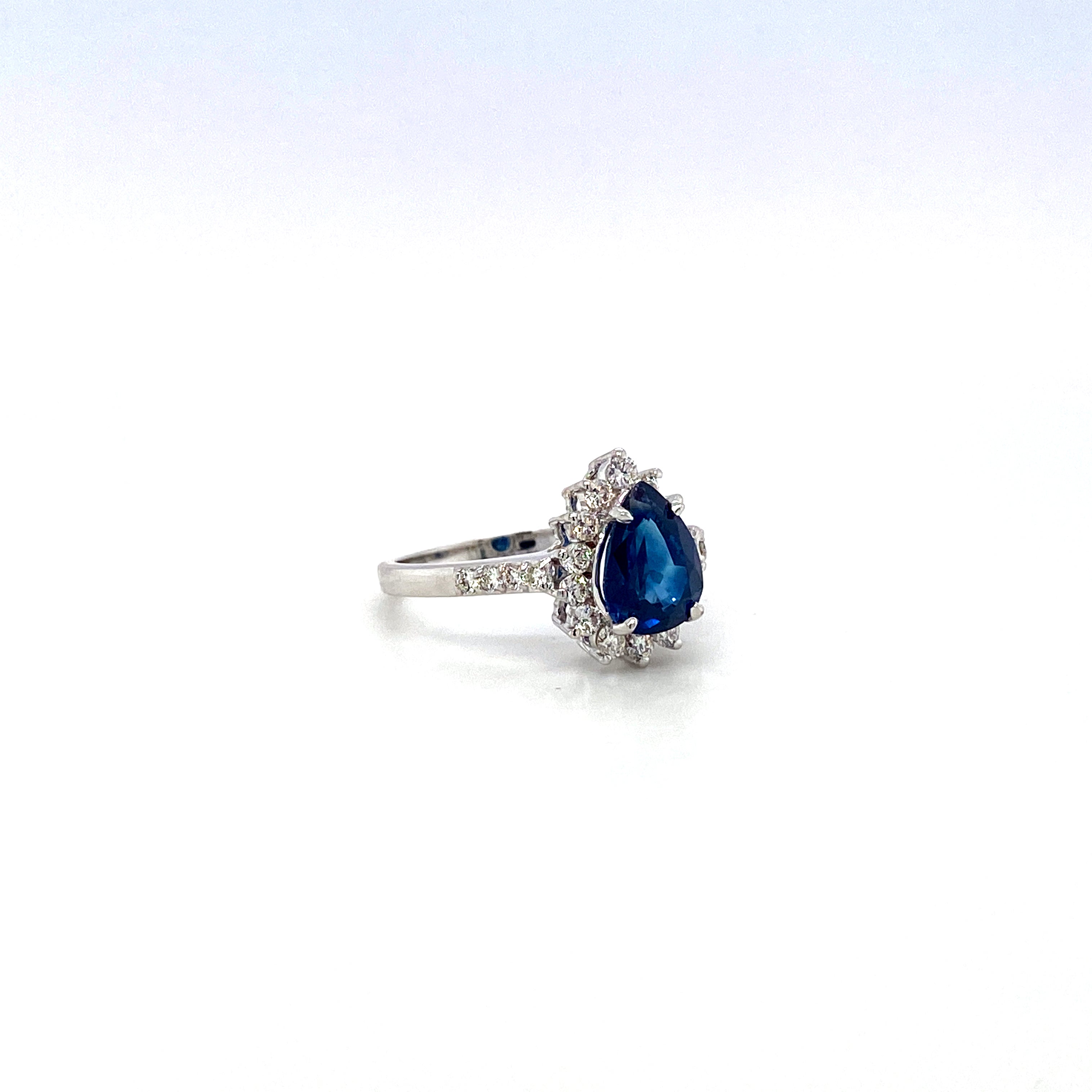 Sapphire and Diamond Ring in 18K White Gold - KGR 17096