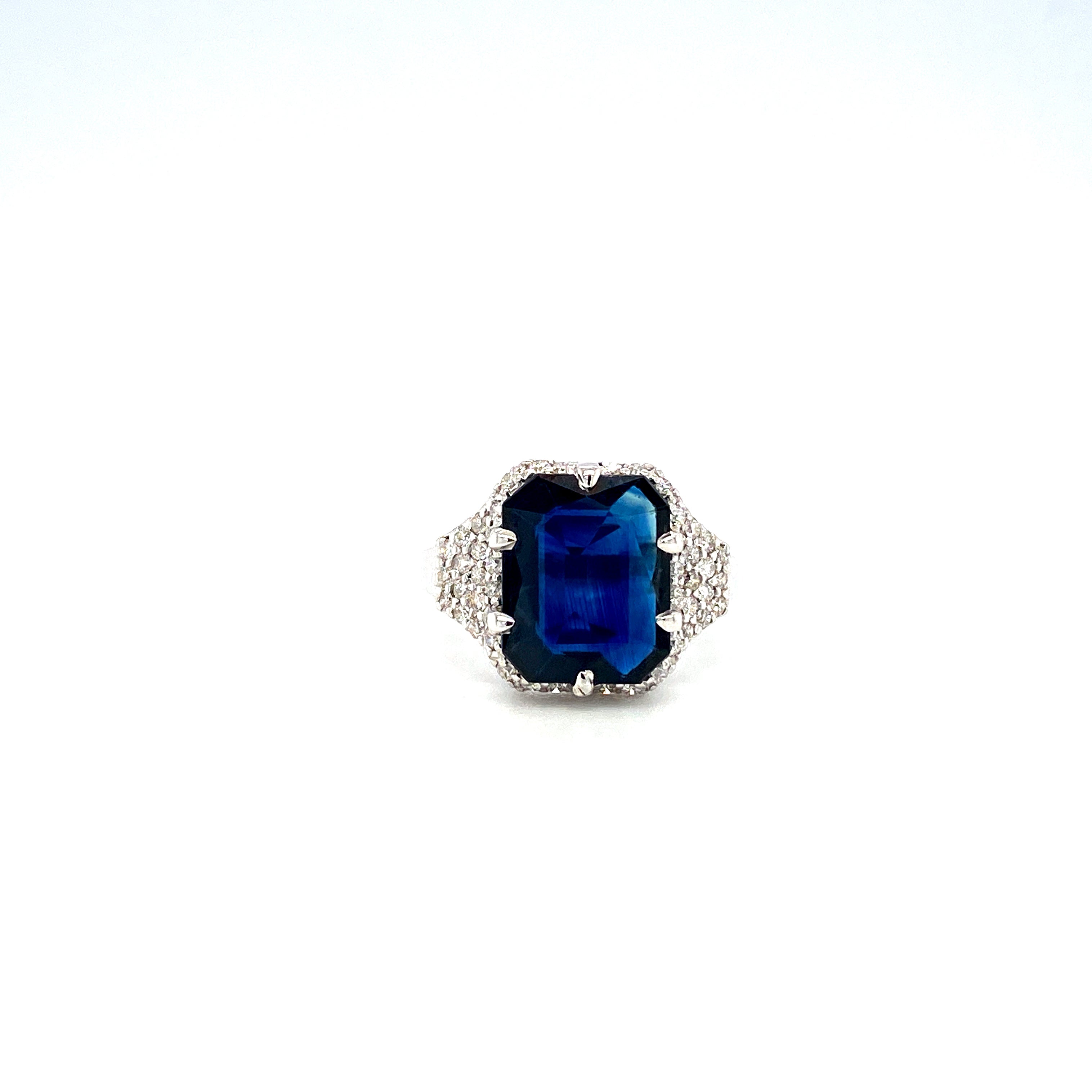 Sapphire and Diamond Ring in 18K White Gold - KGR 17121