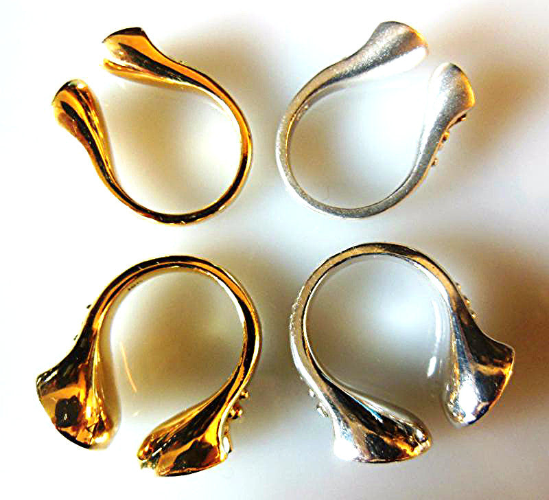 Equestrian "Lucky You" Horseshoe Ring-18K Gold with Diamonds. Large version.