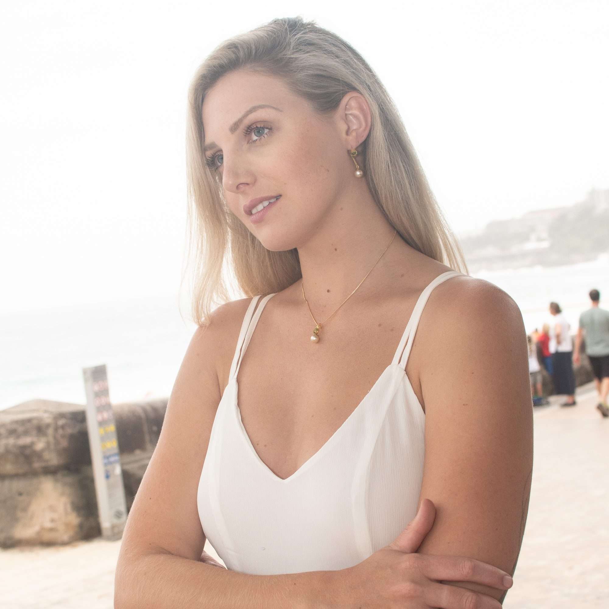 Golden South Sea Pearl with Natural Peridot Stones Lithgow Set 9.5 - 10.5 MM-5