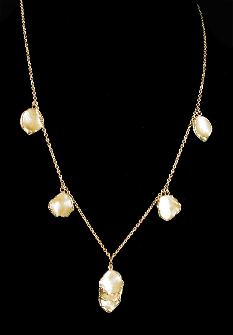 Metal Petals. 7 Petal Necklace-18K Gold