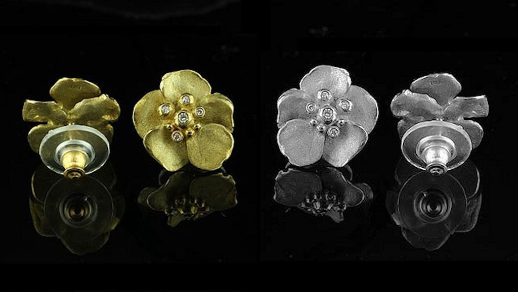 Metal Petals- Three Pansy Necklace-18K Gold with Diamond Center