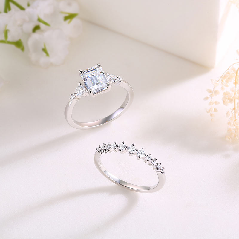 2 Carat Emerald Cut Moissanite Diamond  Ring Set ( 2 pcs) 925 Sterling Silver MFR8368