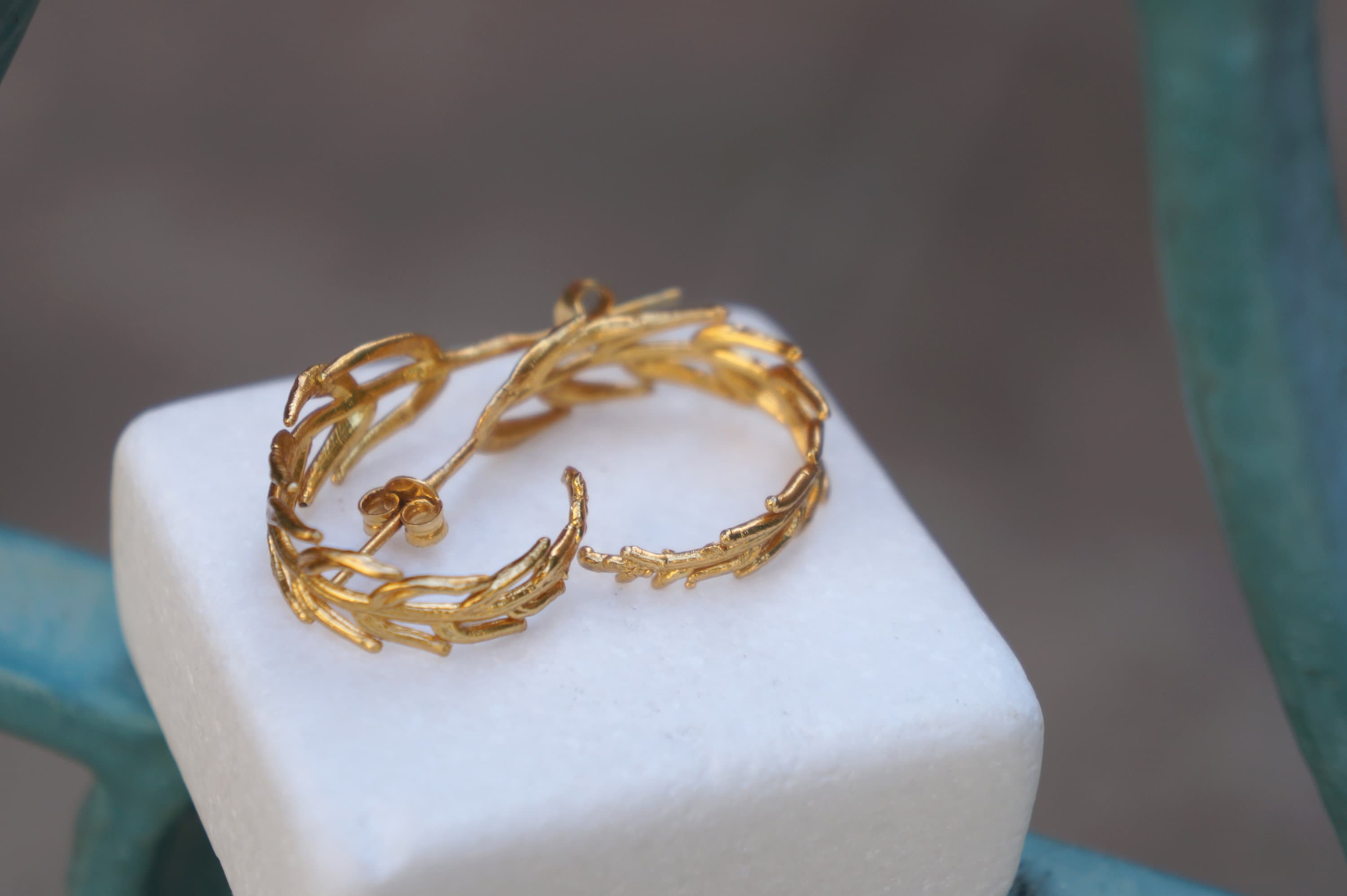 Nature-Inspired Solid Gold Hoop Earrings (9k, 14k, 18k Yellow, White, Rose)
