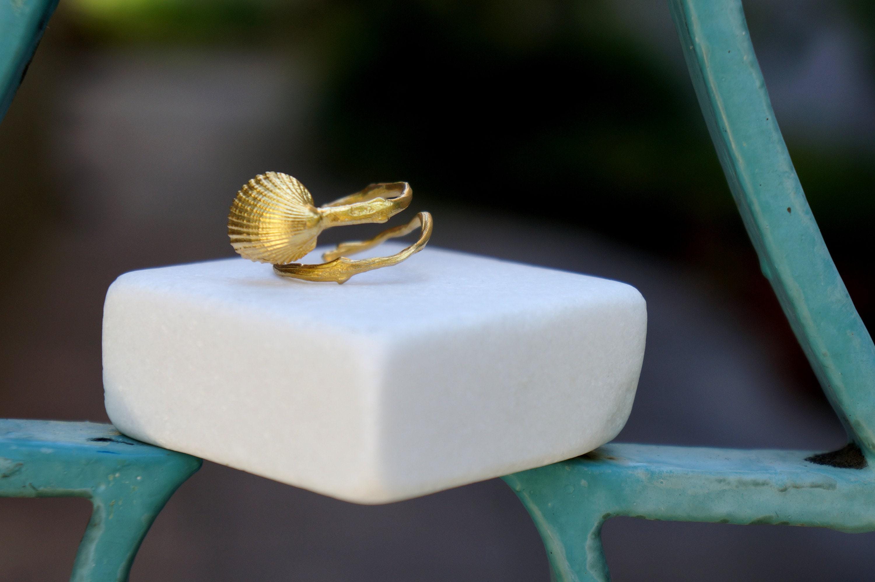 Solid Gold Nature Ring: Sea Shell and Twig Design (9K-18K)