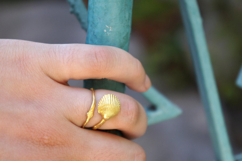 Solid Gold Nature Ring: Sea Shell and Twig Design (9K-18K)